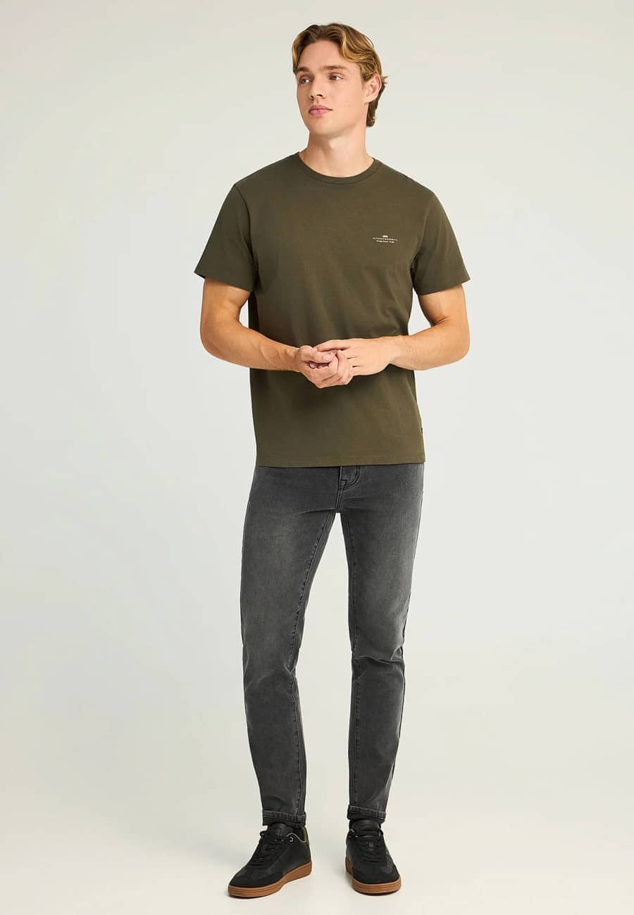 funky-buddha-t-shirt-fbm012-001-04-dusty-olive(6)