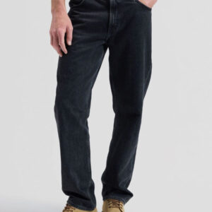 lee-haden-relaxed-straight-jean-112370678 (1)
