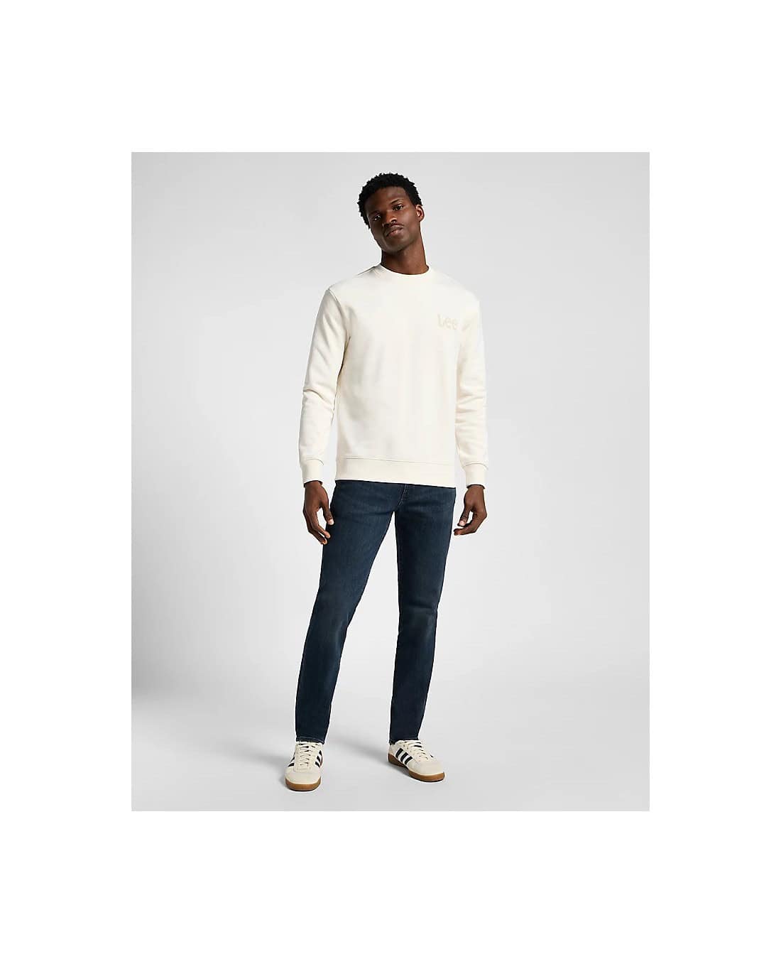 lee-slim-fit-extreme-motion-112355845-bolton (3)