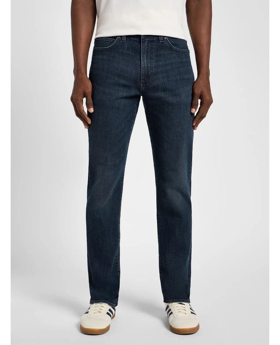 lee-slim-fit-extreme-motion-112355845-bolton (5)